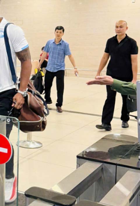 quy định hành lý nhập cảnh việt nam bị cấm hạn chế